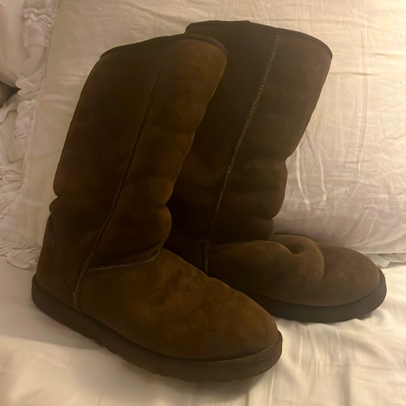 UGG Chocolate Brown 11 Women’s - Picture 2 of 7